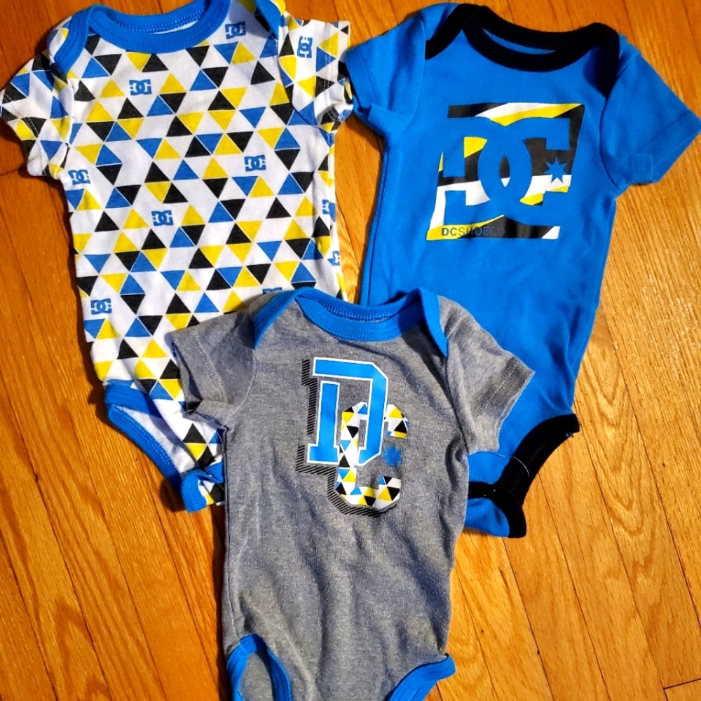DC Sho co onesie lot